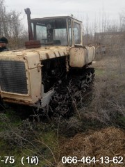 Продам трактор, купить гусеничный трактор Херсон, Херсон трактор б/у к