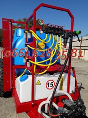 Опрыскиватель прицепного исполнения ОП 2000 с форсунками для внесения