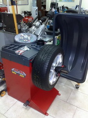 Шиномонтажное оборудование на www.hitsto.com